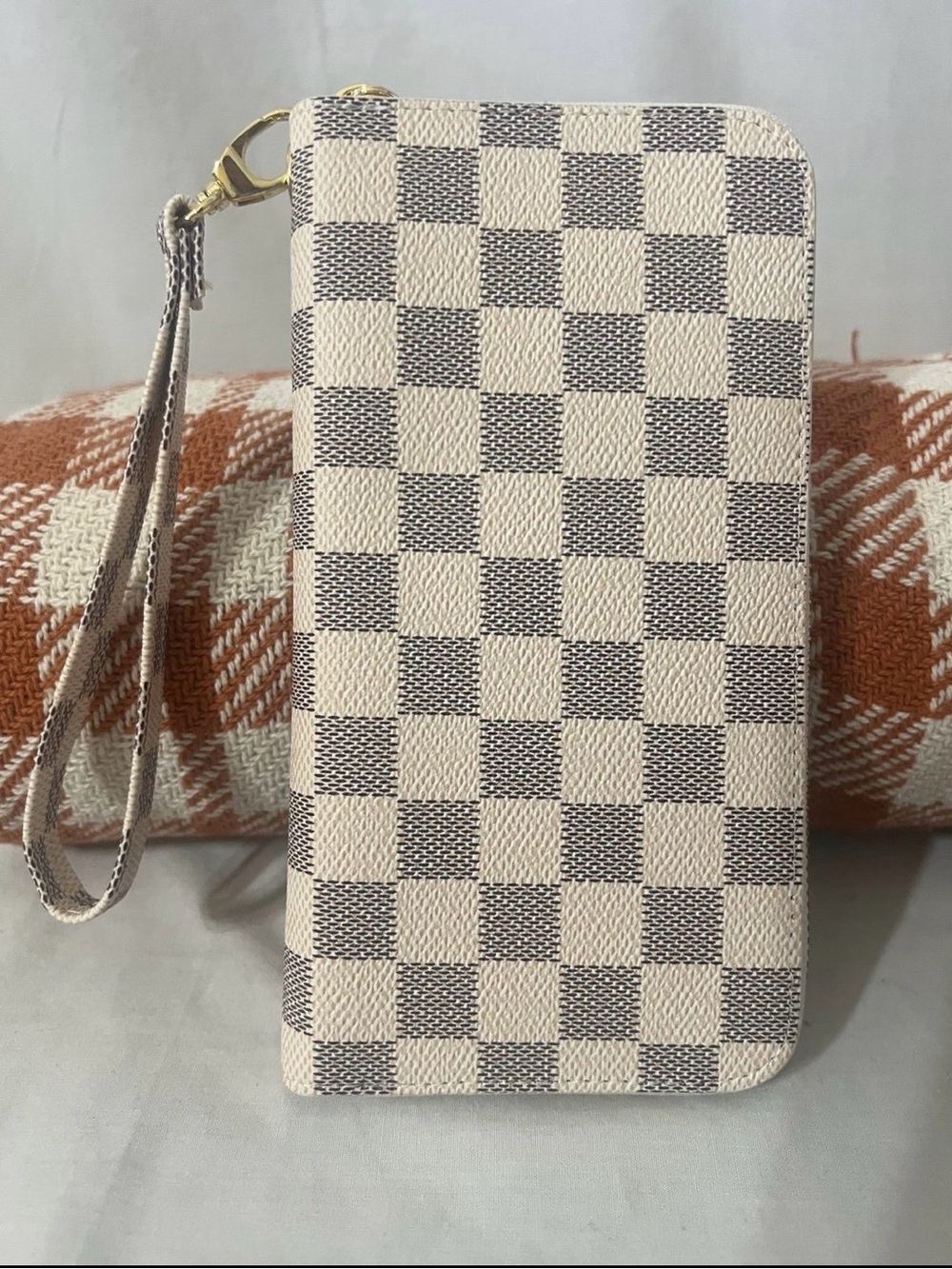 Unbranded checkered wallet